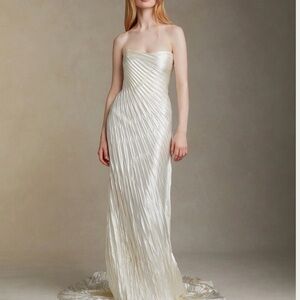 Danielle Frankel Rainy Wedding Dress - size 12